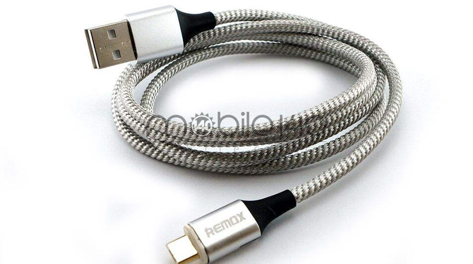 5- کابل تبدیل مغناطیسی USB به USB-C ریمکس مدل RC-200 به طول یک متر