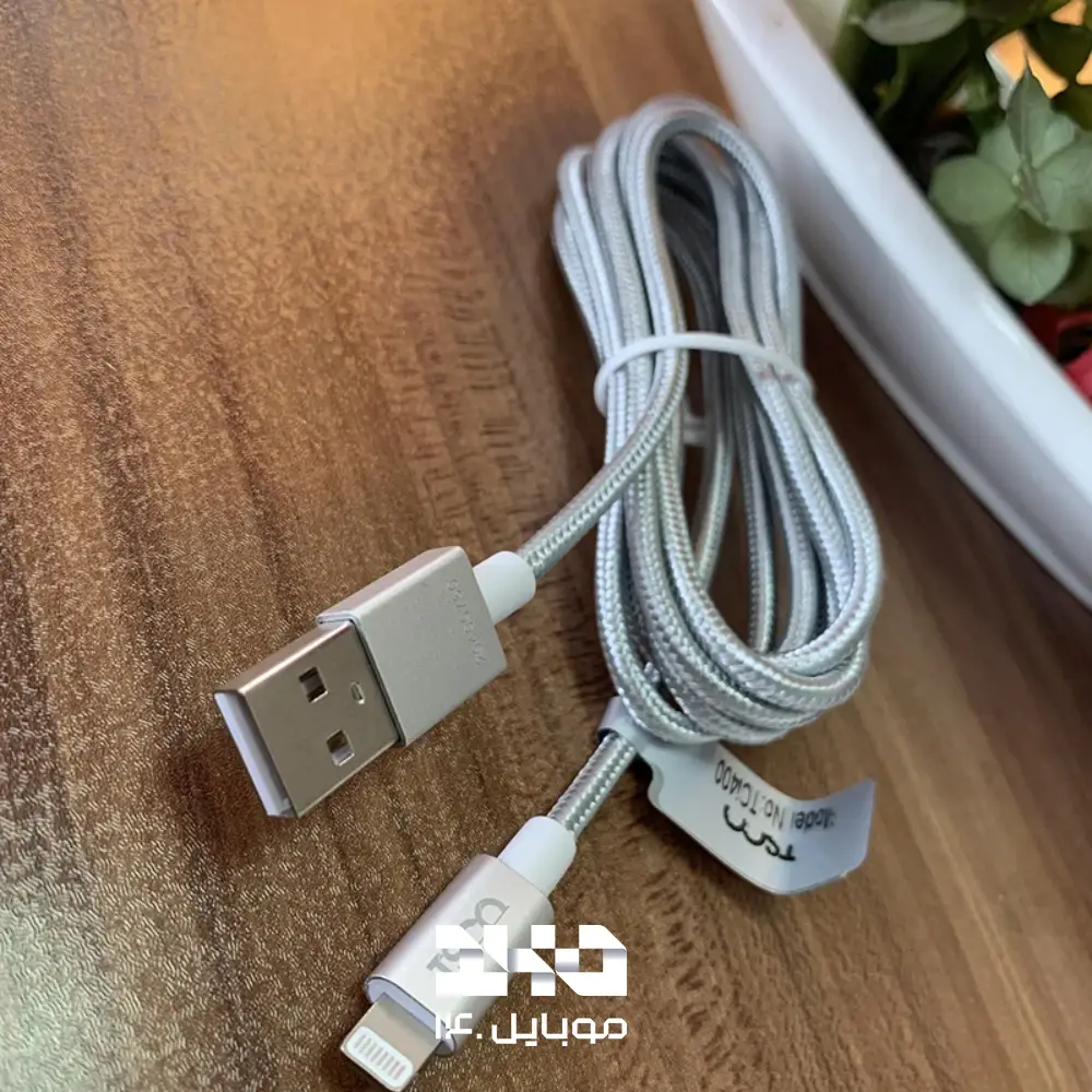 کابل تبدیل USB به لایتنینگ تسکو مدل TCi 400 طول 1 متر
